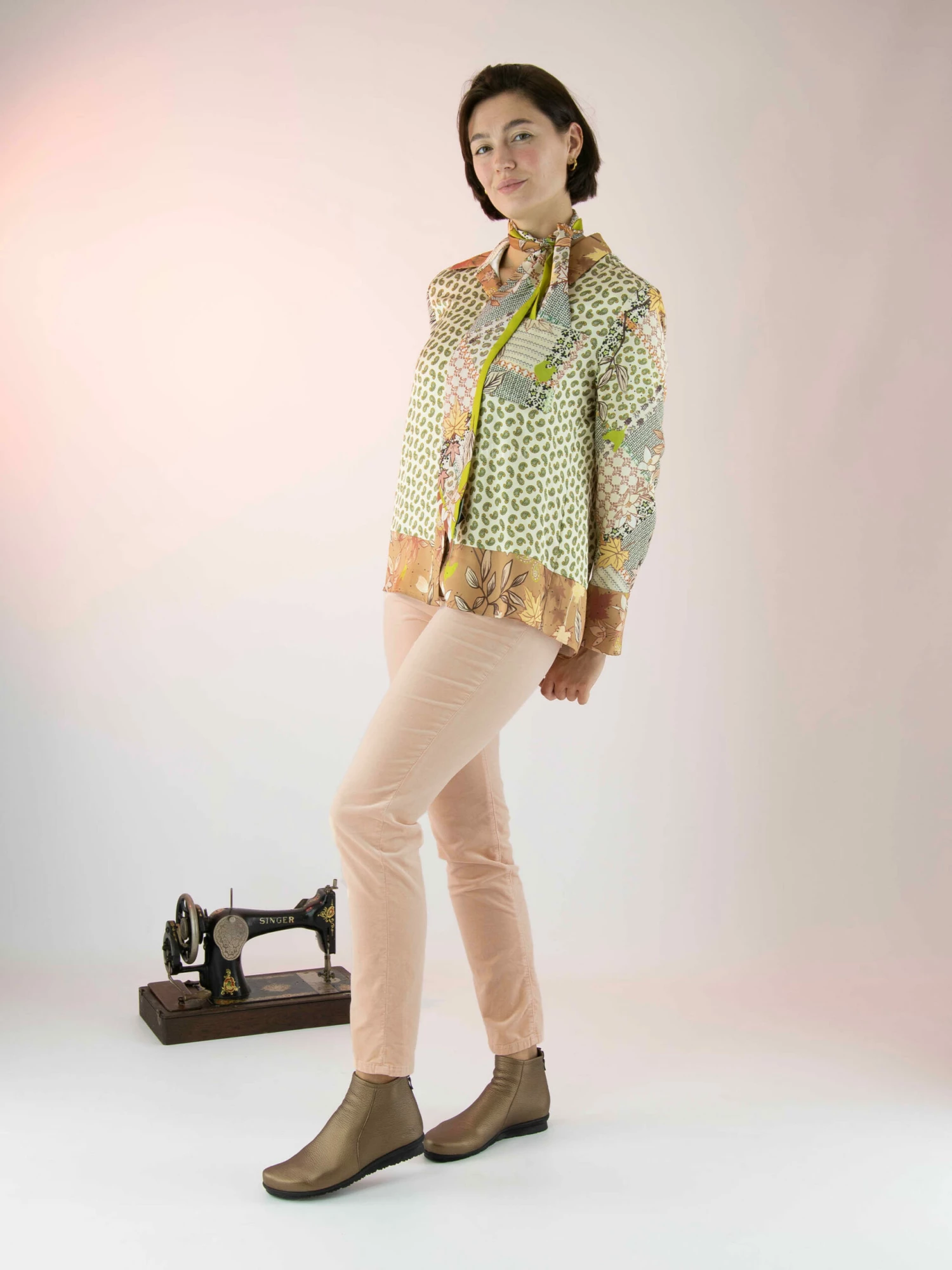 Marc Cain VC 81.15 W48 Pantalons Poeder 9 Marc Cain VC 81.15 W48 Pantalons Poeder - Afbeelding 7