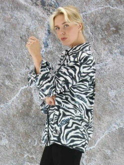 Marc Cain TS 51.06 W17 Blouse Wit -PENNINKHOF MODE Winkel 110000580 3