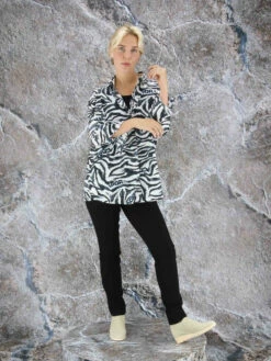 Marc Cain TS 51.06 W17 Blouse Wit -PENNINKHOF MODE Winkel 110000580 6