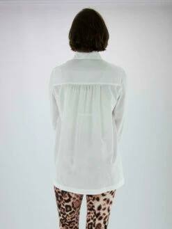 Marc Cain VS 51.08 W81 Blouse Wit 11 Marc Cain VS 51.08 W81 Blouse Wit -PENNINKHOF MODE Winkel 110000708 4