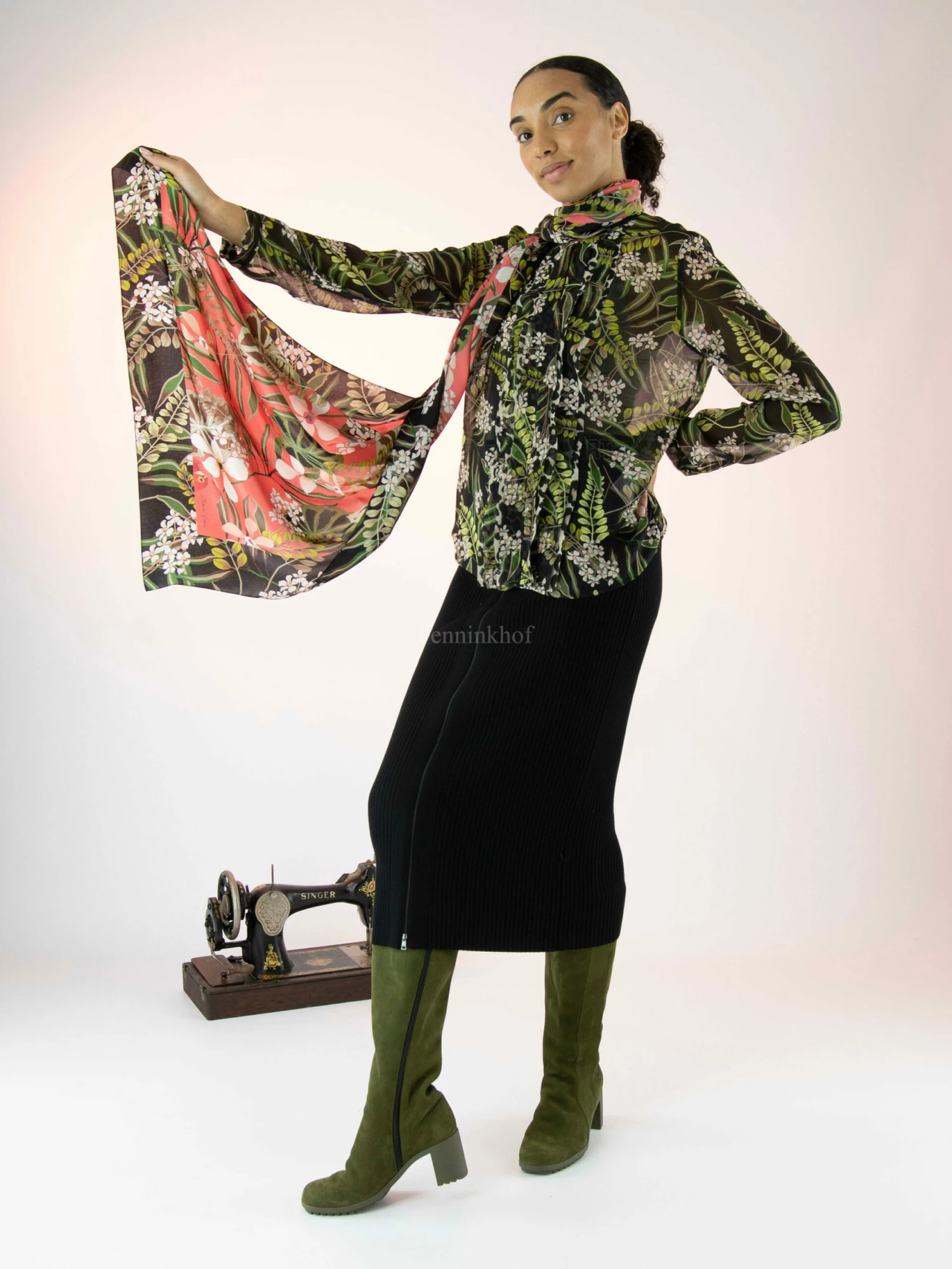 Marc Cain VC 51.52 W87 Blouse Groen 8 Marc Cain VC 51.52 W87 Blouse Groen - Afbeelding 6