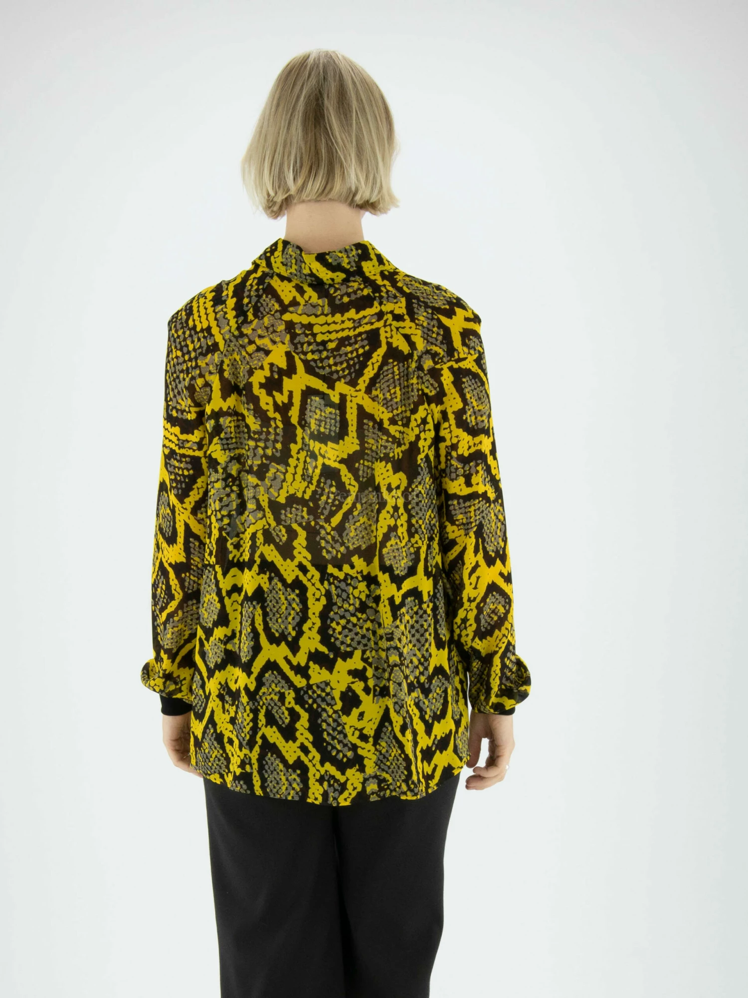 Marc Cain VS 51.21 W25 Blouse Geel 6 Marc Cain VS 51.21 W25 Blouse Geel - Afbeelding 4