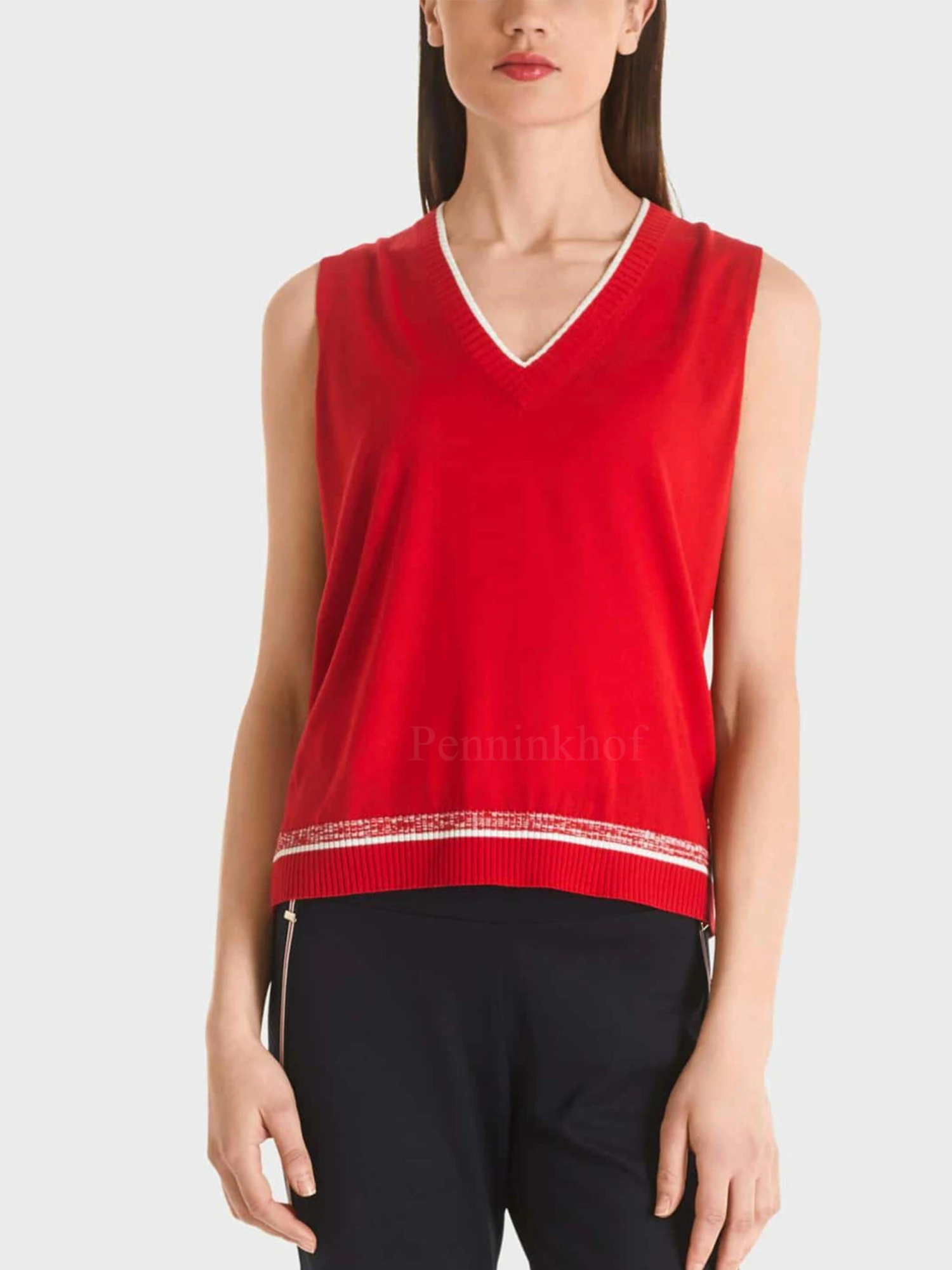 Marc Cain TC 61.02 M70 Tops Rood 4 Marc Cain TC 61.02 M70 Tops Rood - Afbeelding 2