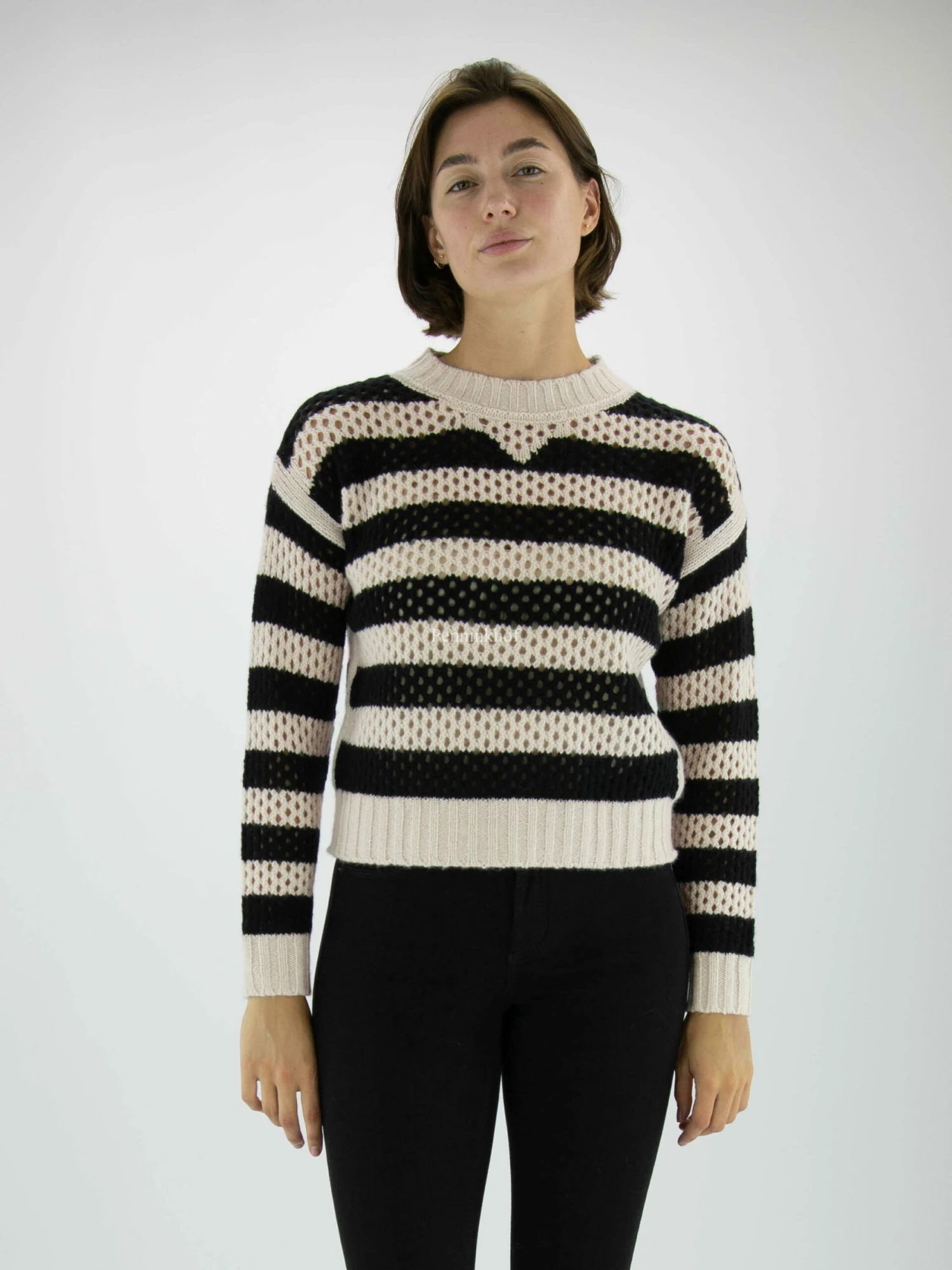 Marc Cain VS 41.12 M77 Pullovers Roomwit 4 Marc Cain VS 41.12 M77 Pullovers Roomwit - Afbeelding 2