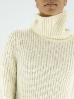 Marc Cain VC 41.53 M48 Pullovers Roomwit 18 Marc Cain VC 41.53 M48 Pullovers Roomwit -PENNINKHOF MODE Winkel 133001158 9