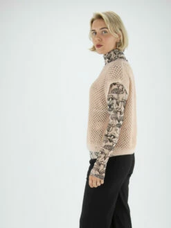 Marc Cain VC 42.02 M27 Tops Beige -PENNINKHOF MODE Winkel 134000066 3