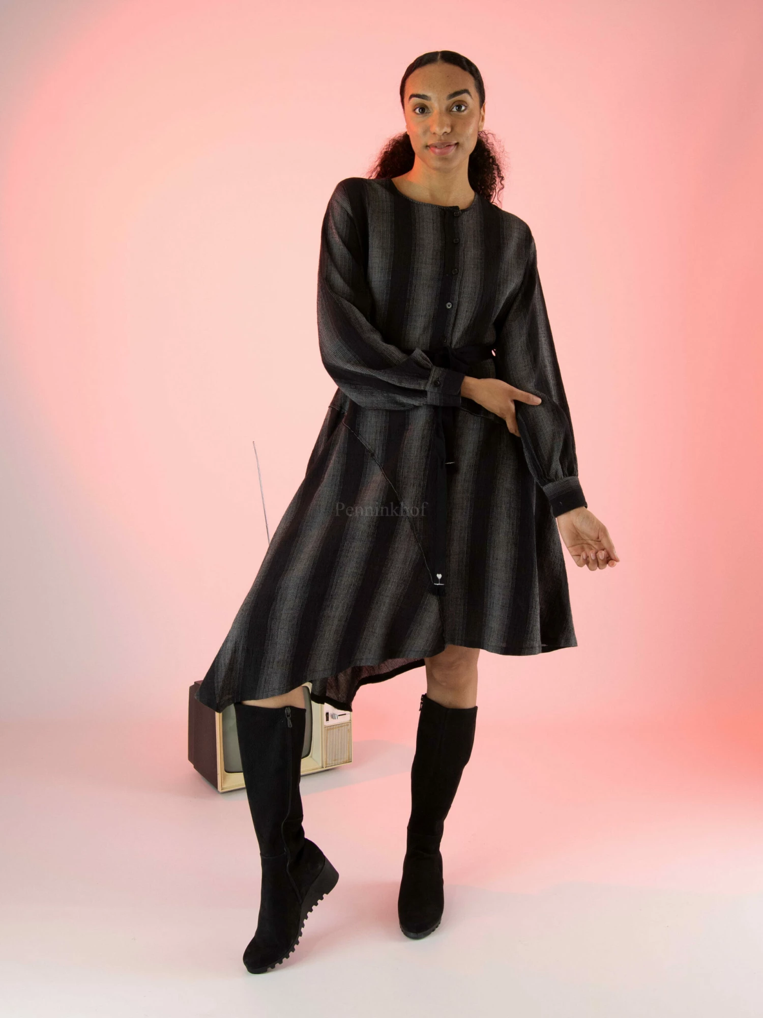 High LIMITLESS 721602 Jurken Zwart 8 High LIMITLESS 721602 Jurken Zwart - Afbeelding 6