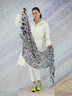 Marc Cain US B4.07 Z07 Shawls Roze -PENNINKHOF MODE Winkel 301000829 3