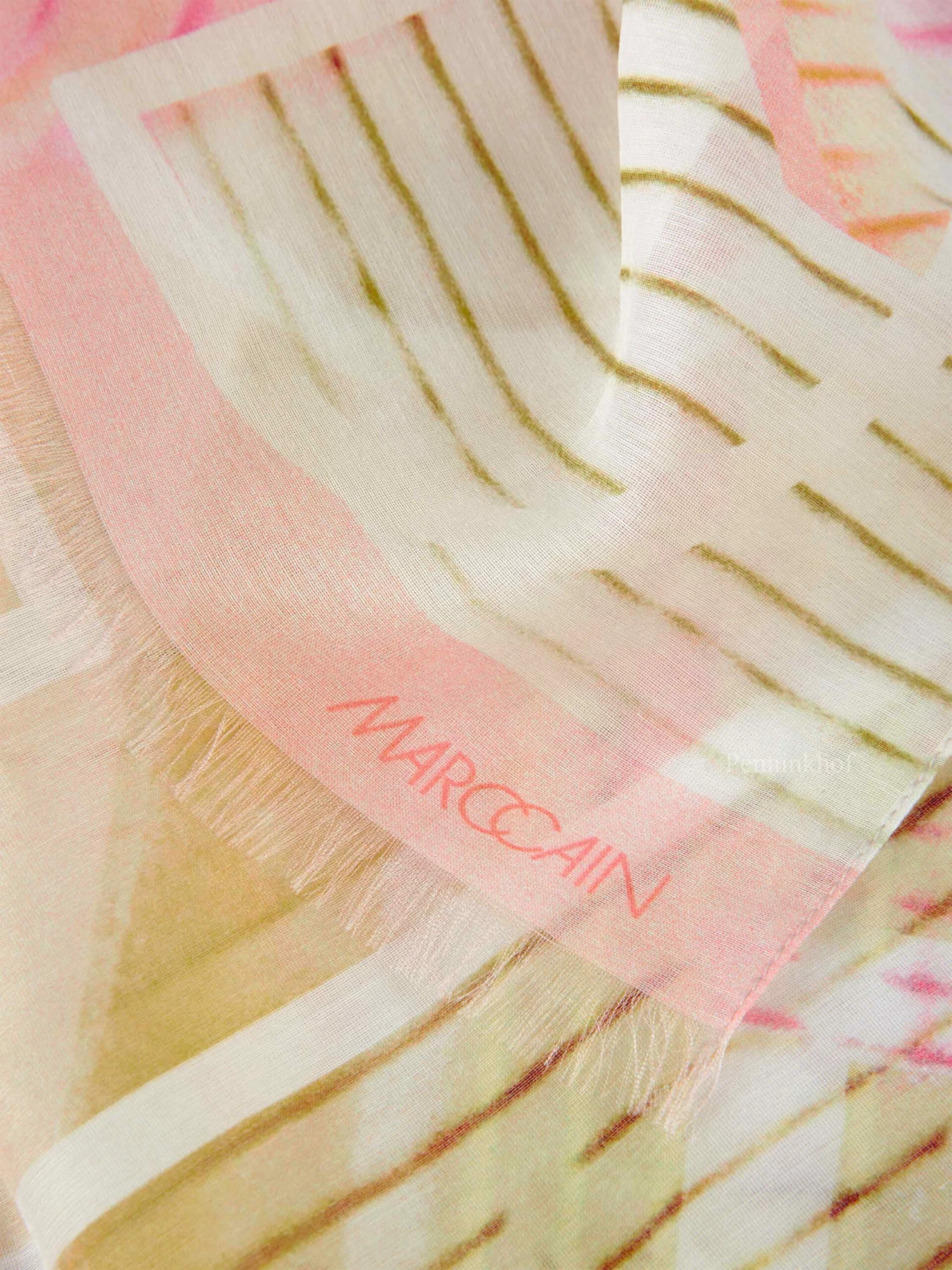 Marc Cain US B4.07 Z29 Shawls Geel 4 Marc Cain US B4.07 Z29 Shawls Geel - Afbeelding 2